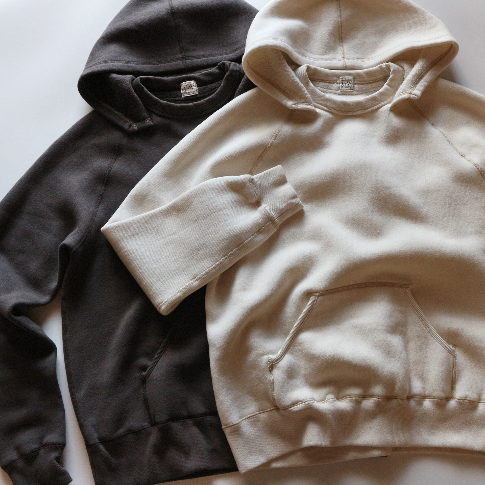 LCS1009 - SUPER FLUFFY KNIT RAGLAN AFTER HOODIE