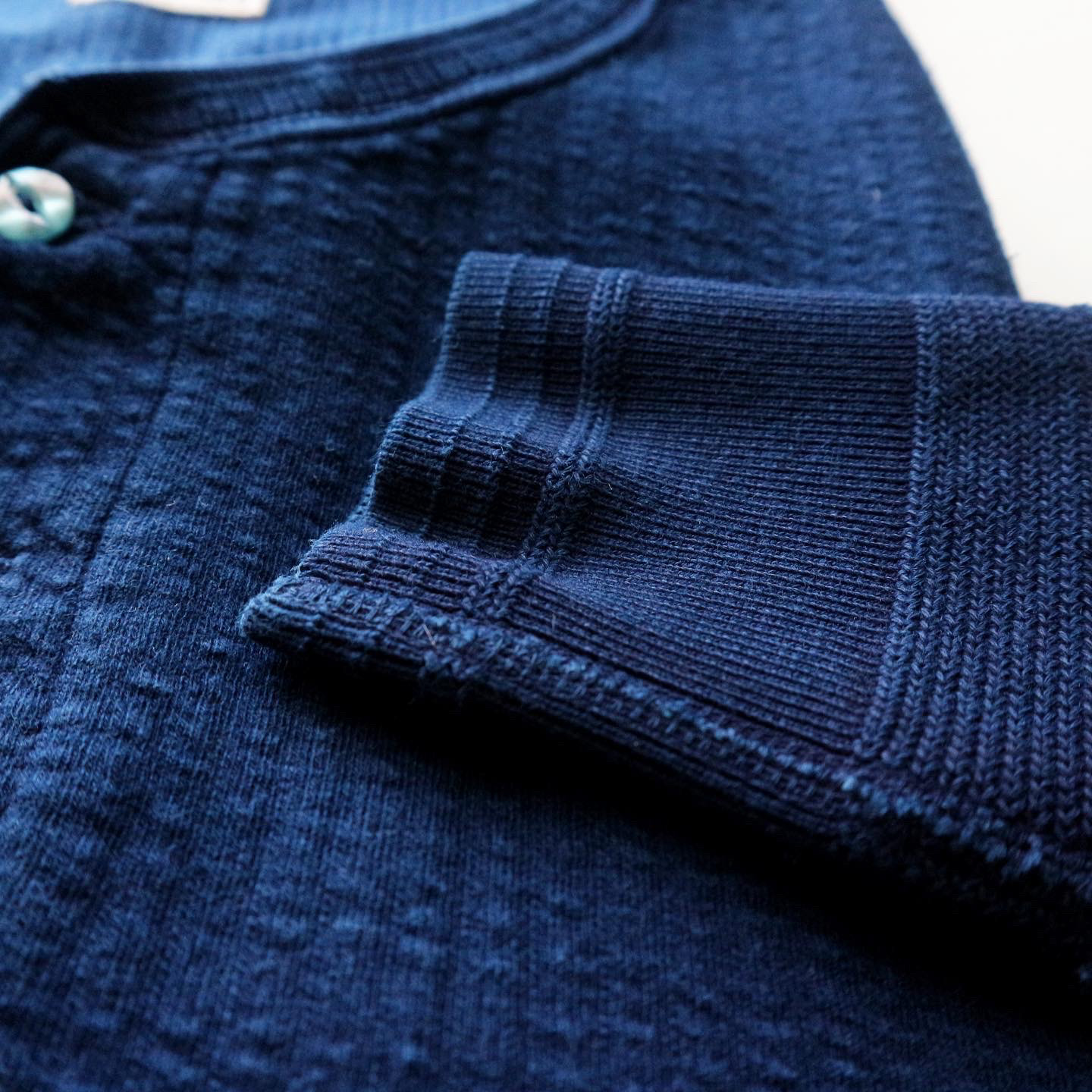 ODLW012 / INDIGO DYED DOUBLE-FACE JACQUARD THERMAL HENLEY