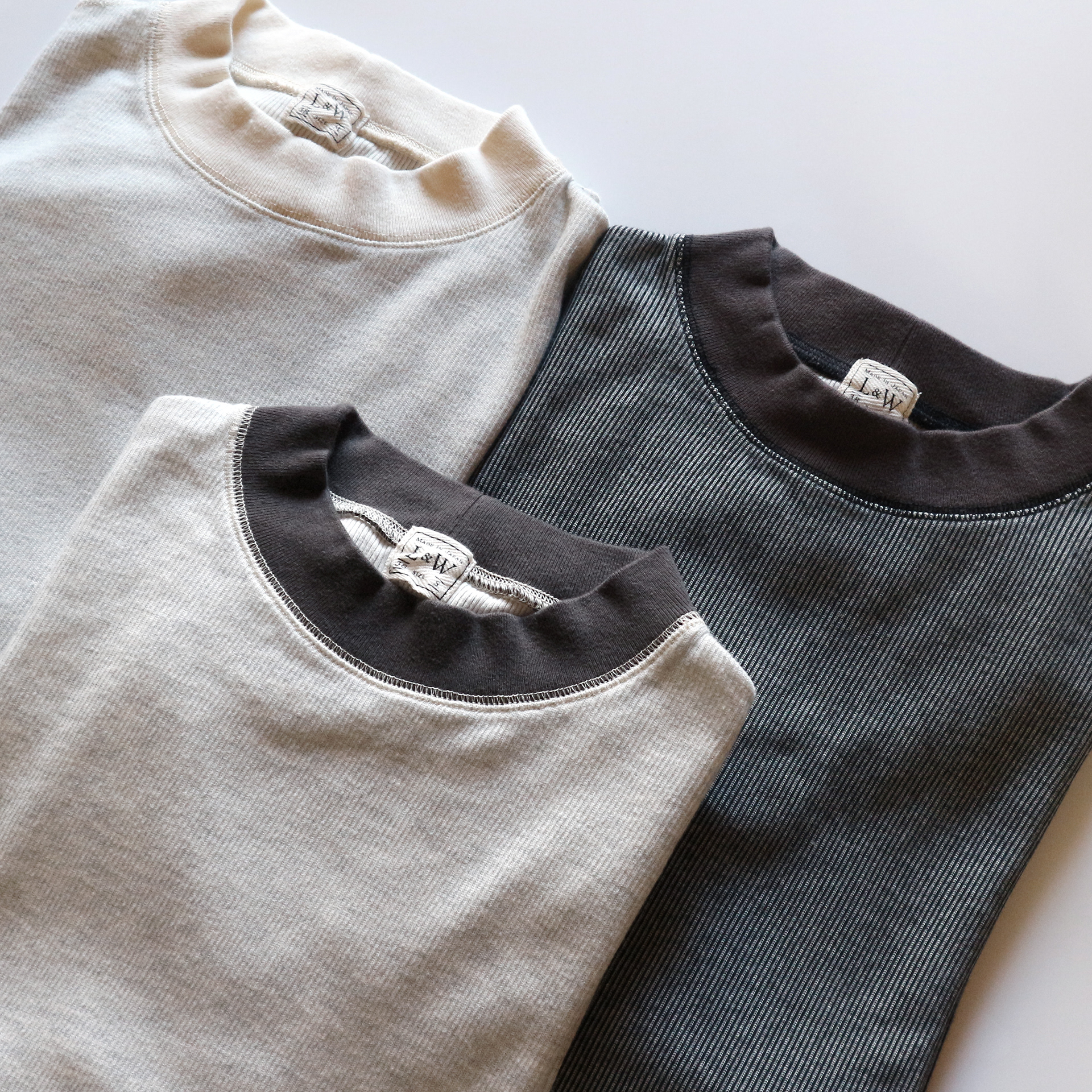 LRC1106 - DOUBLE FACE VINTAGE PINSTRIPE RIB KNIT L/S MOCK NECK