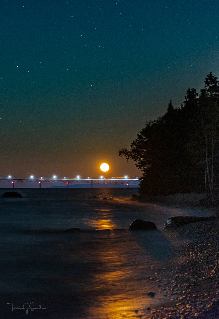 Full Moon Rising over the Mighty Mac