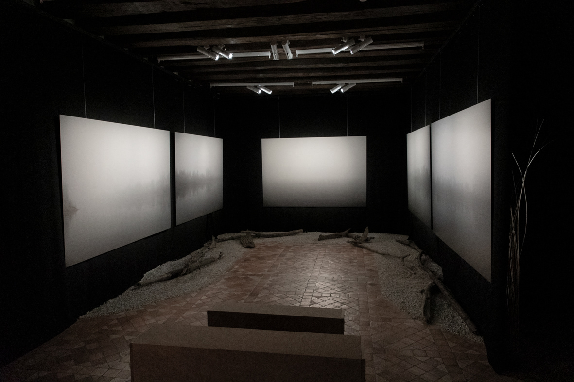 Un fleuve à soi - Installation photographique et sonore