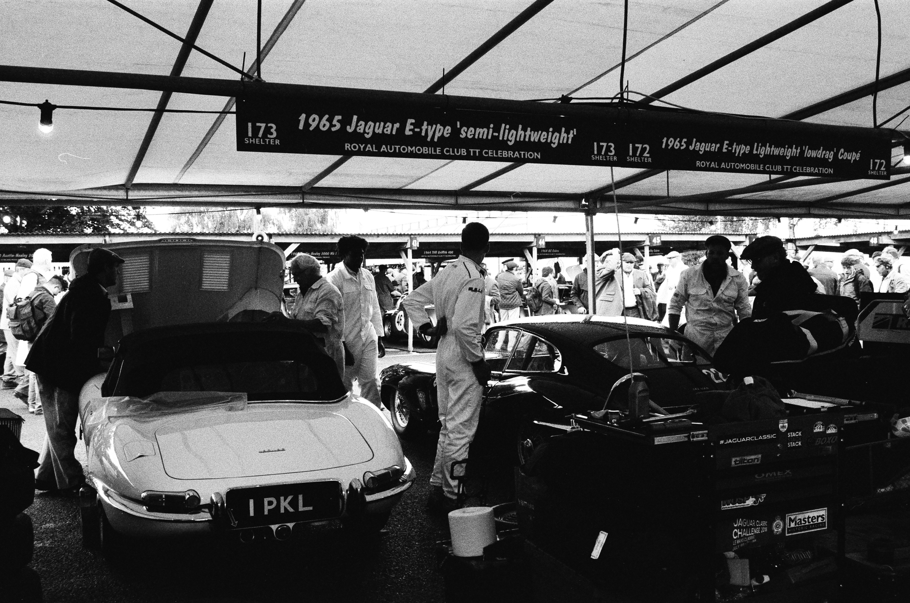 Nikon FM3a, Carl Zeiss Distagon 35mm ƒ2, Kentmere 400 (+2 stops)