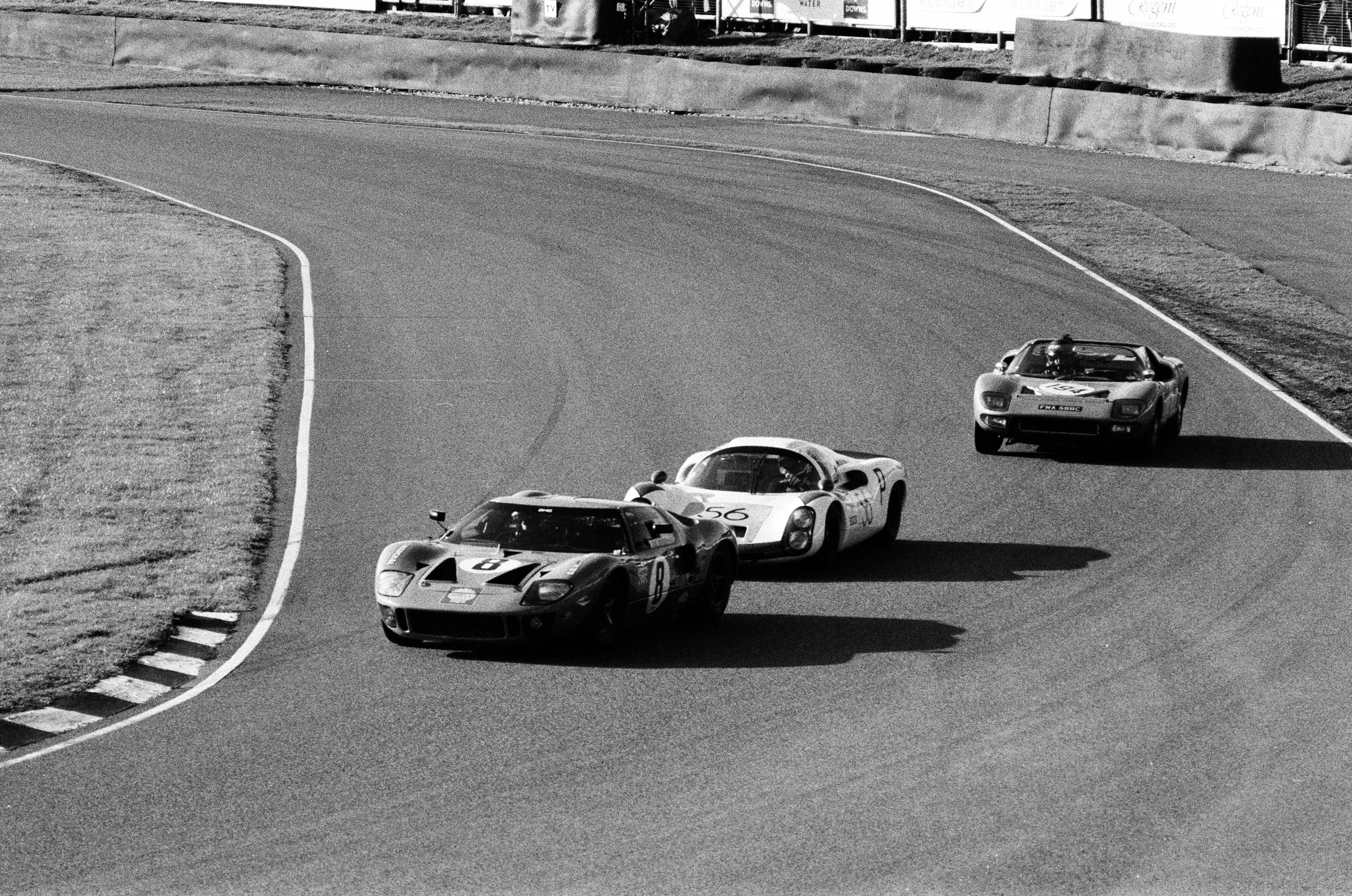 Nikon FM3a, Nikkor AF-D 70-210mm ƒ4-5.6, Kentmere 400 (+2 stops)