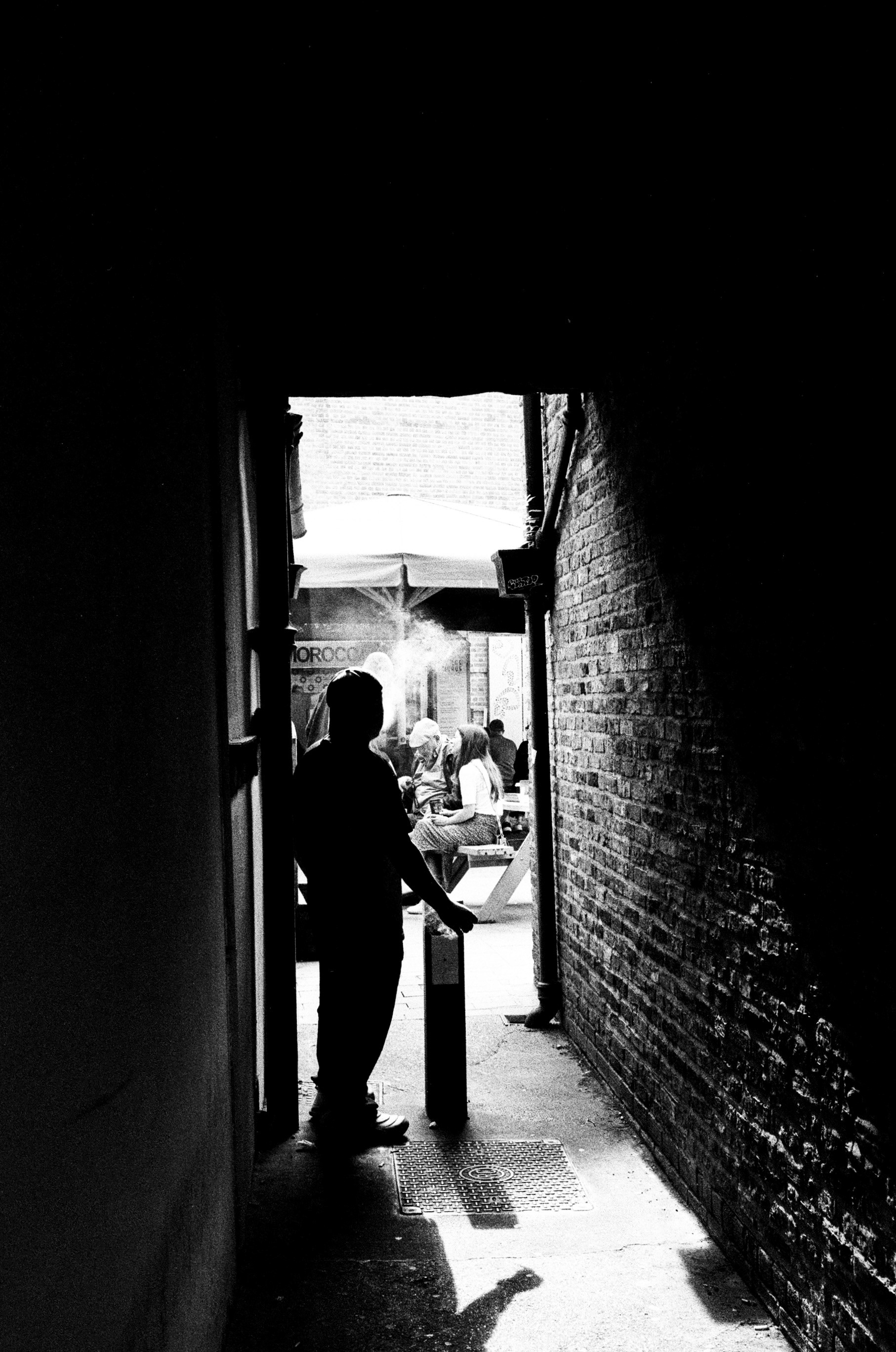 Nikon FM3a, Carl Zeiss Distagon 35mm ƒ2, Kentmere 400 (+2 stops)