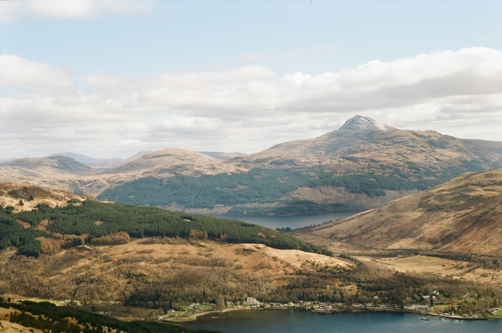 Zeiss Ikon Contaflex Super B, Tessar 50mm ƒ2.8, Kodak Gold 200