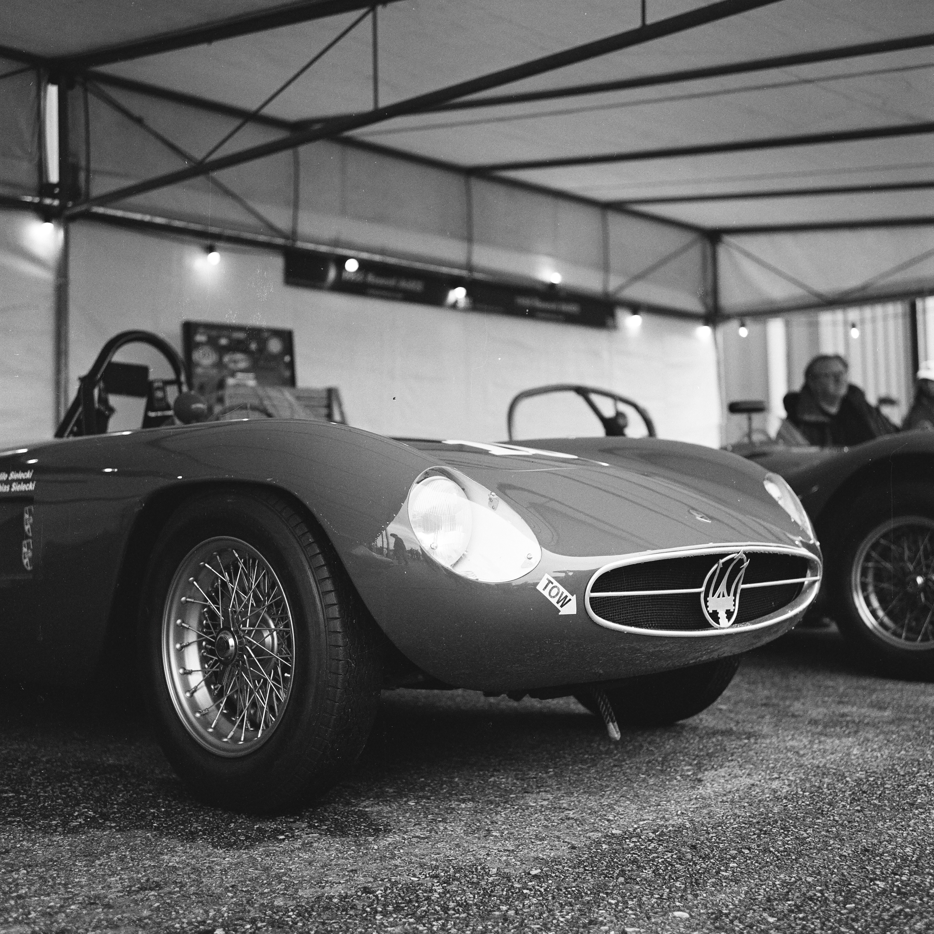 Rolleiflex 3.5F, Zeiss Planar 75mm ƒ3.5, Ilford HP5+