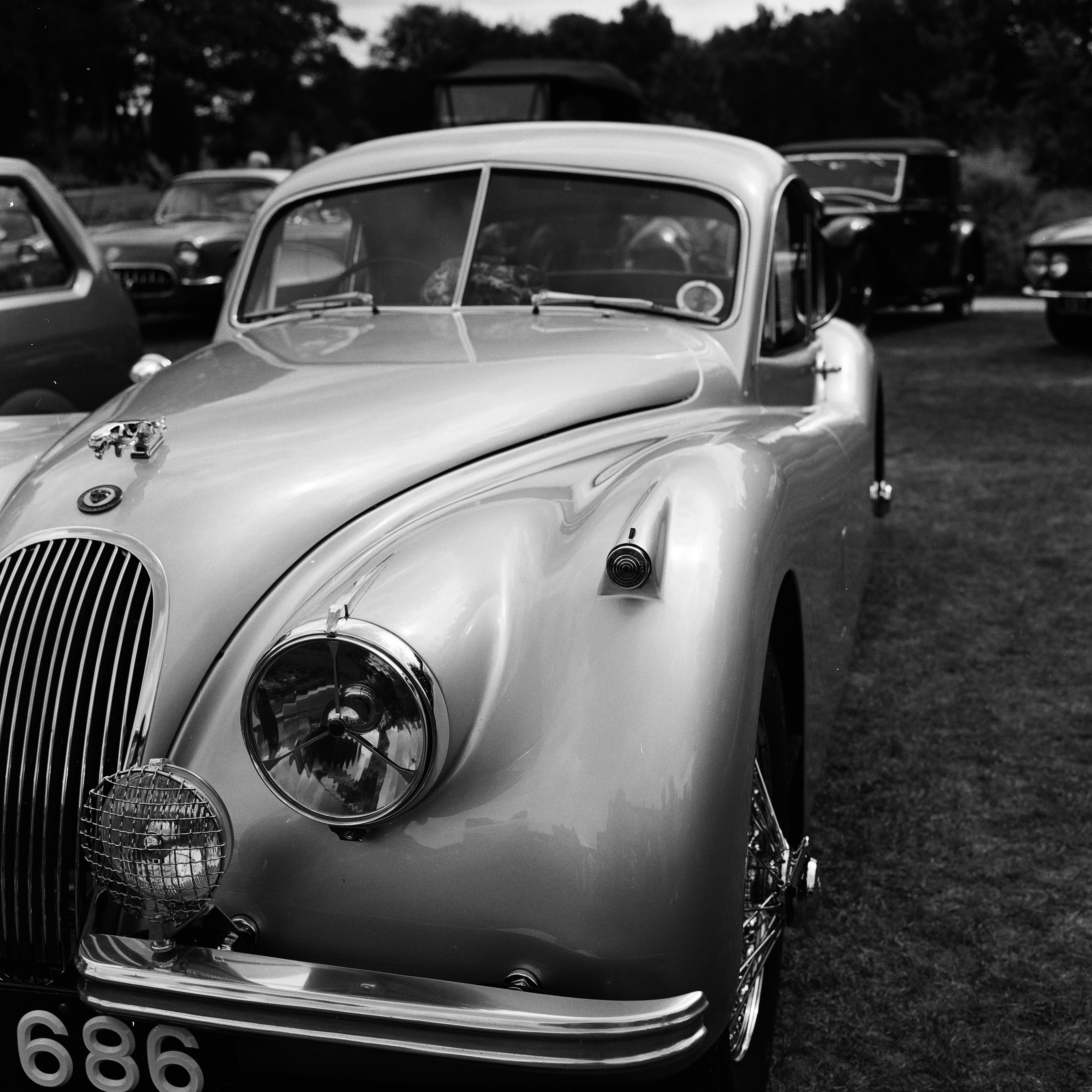 Rolleiflex 3.5F, Zeiss Planar 75mm ƒ3.5, Ilford HP5+