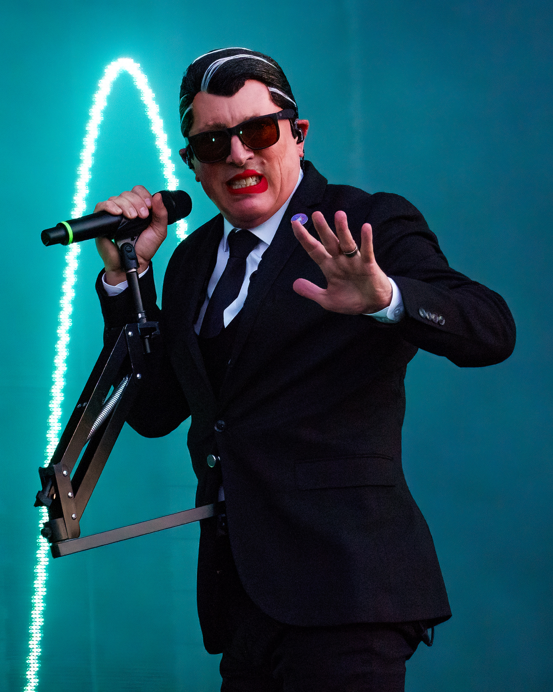 Maynard James Keenan - Puscifer
