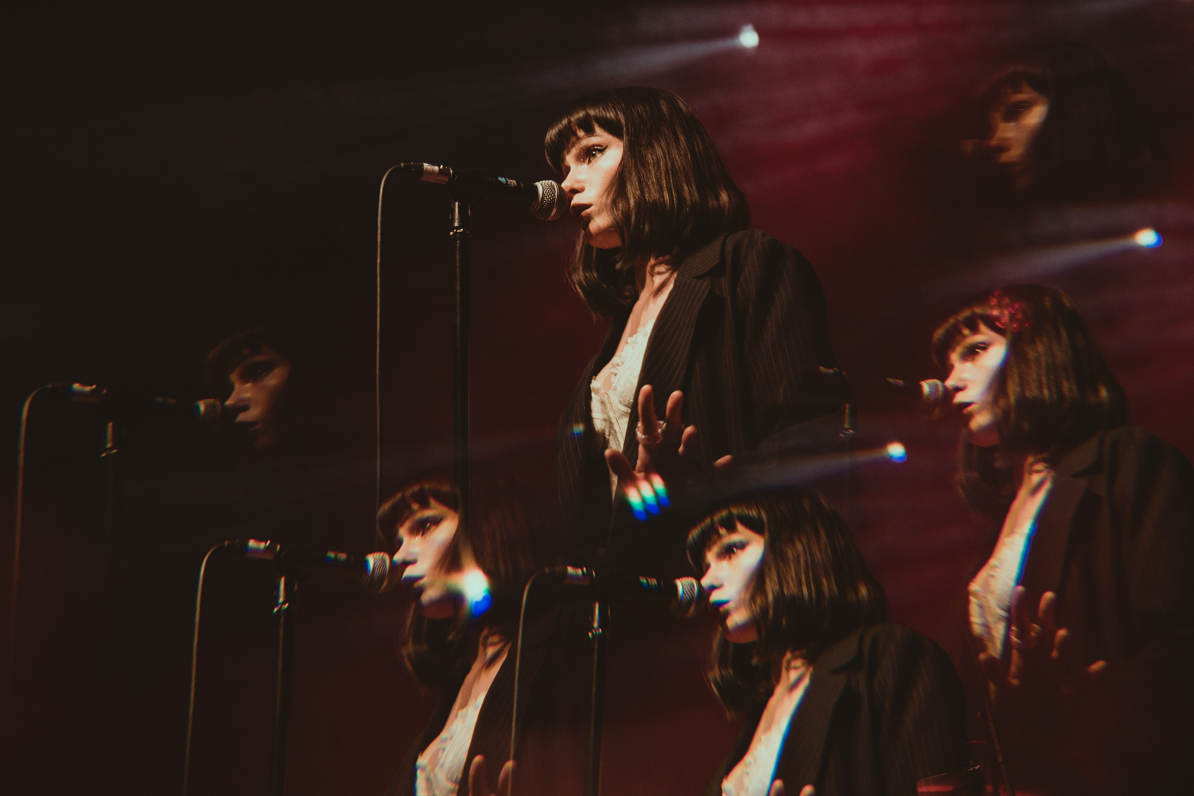 Winona Oak supporting Alec Benjamin at O2 Forum Kentish Town | 30th July 2022