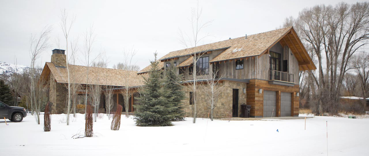 Exterior View 3