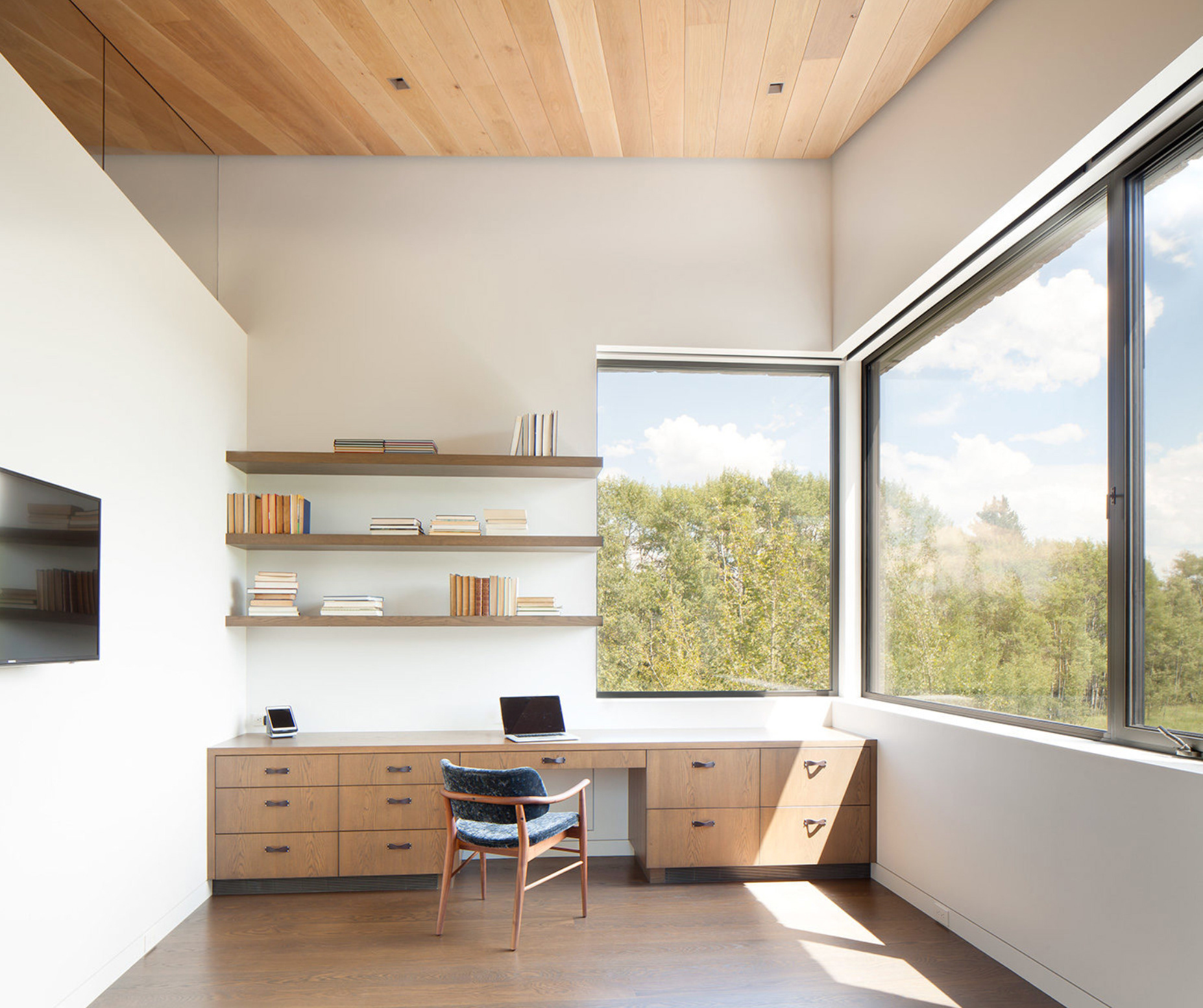Custom millwork and desk layout