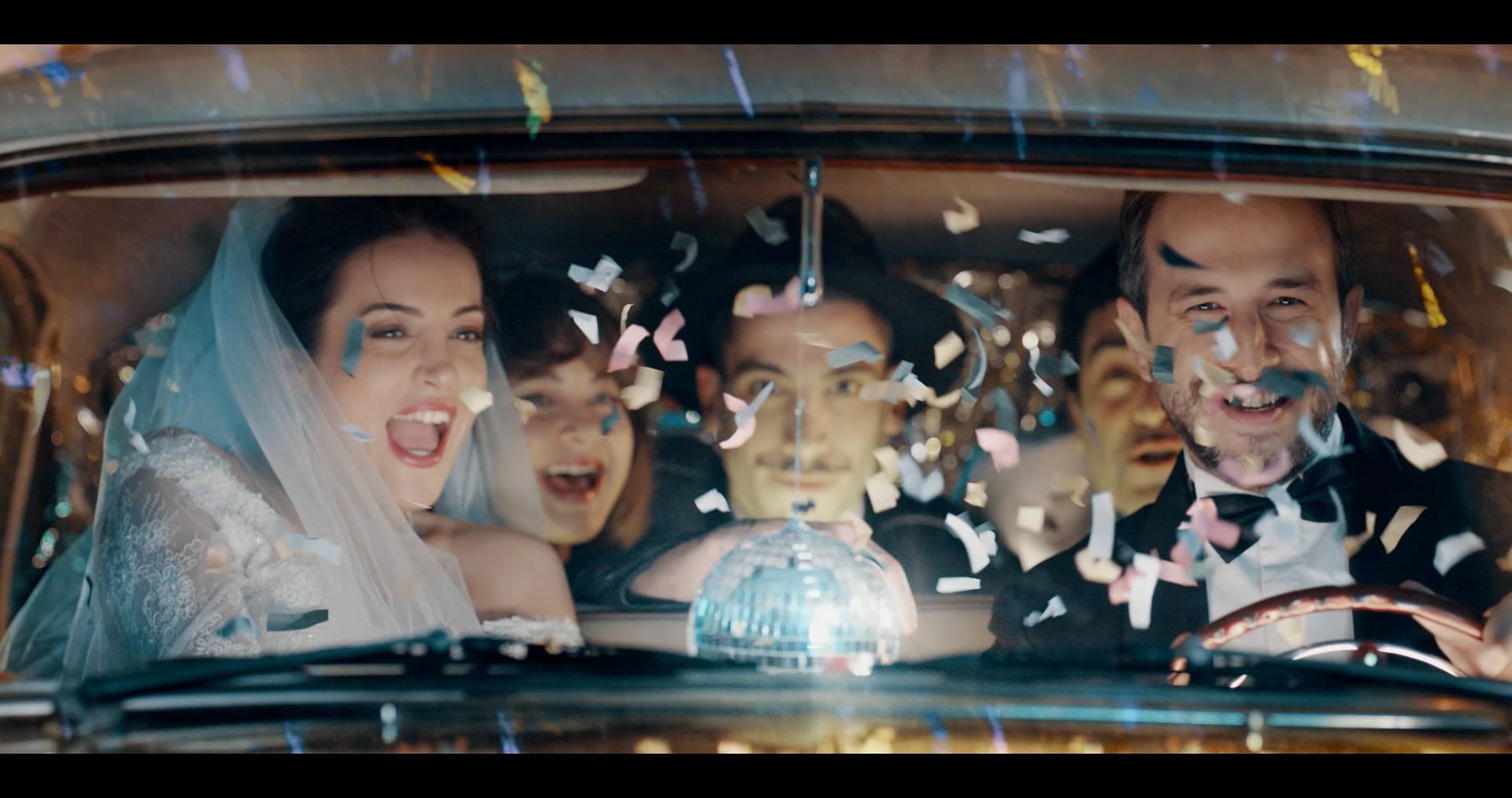 Still from Sen Bunları Duyma, directed by Can Bonomo. Image reproduced here for portfolio documentation. All underlying rights remain with the respective rights holders.