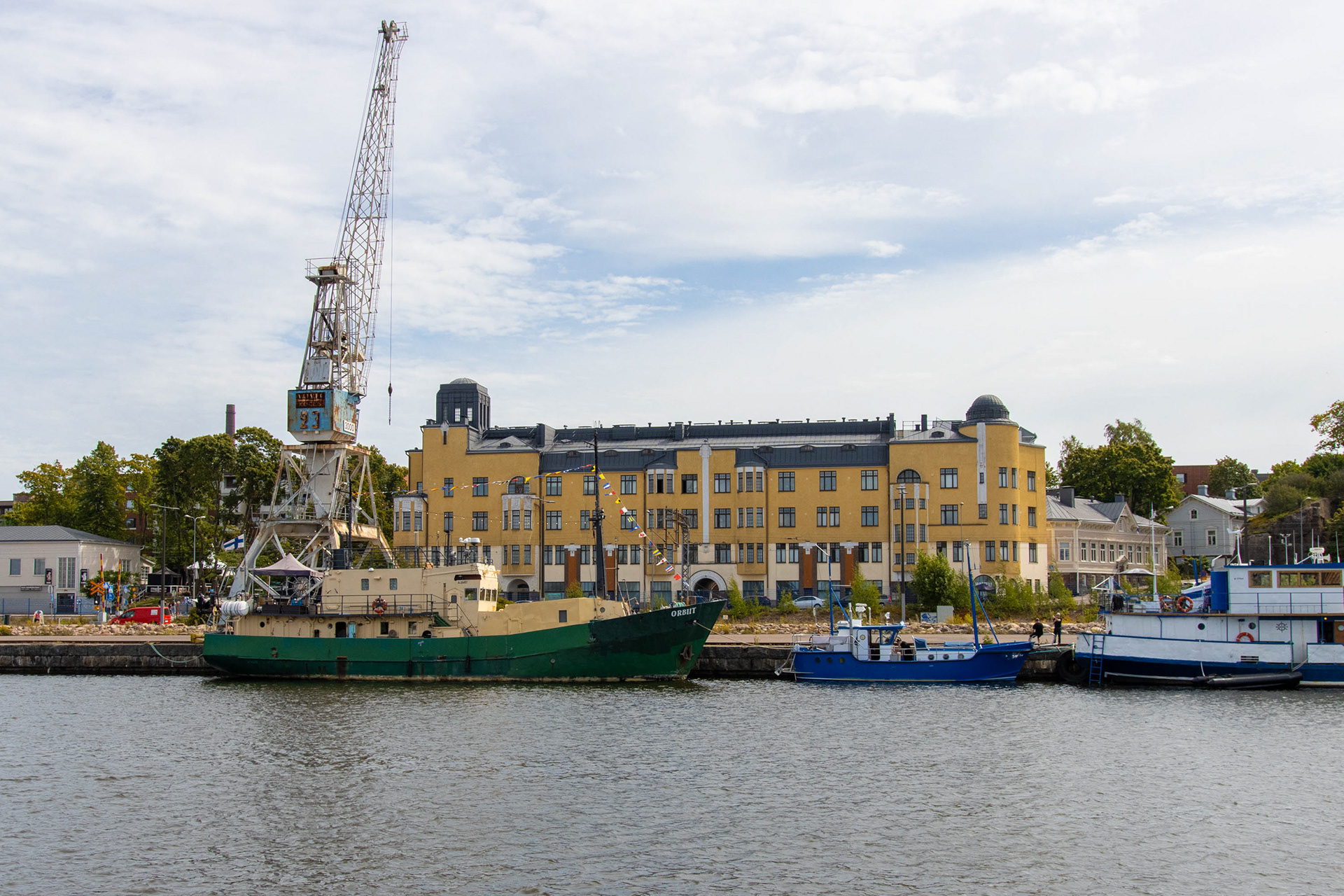 Arkkitehti Vilho Penttilän suunnittelema vuonna 1912 valmistunut Kotkan tukkukaupantalo