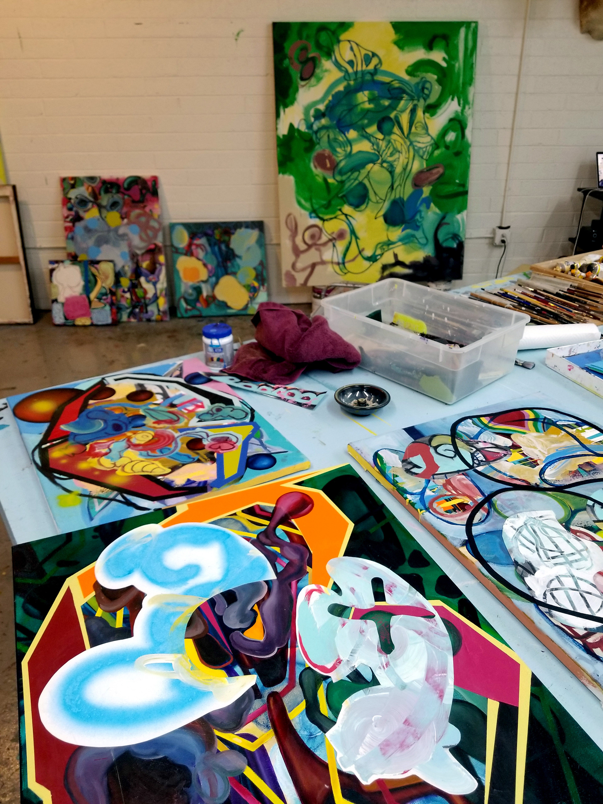 Working on several pieces at once, 2017