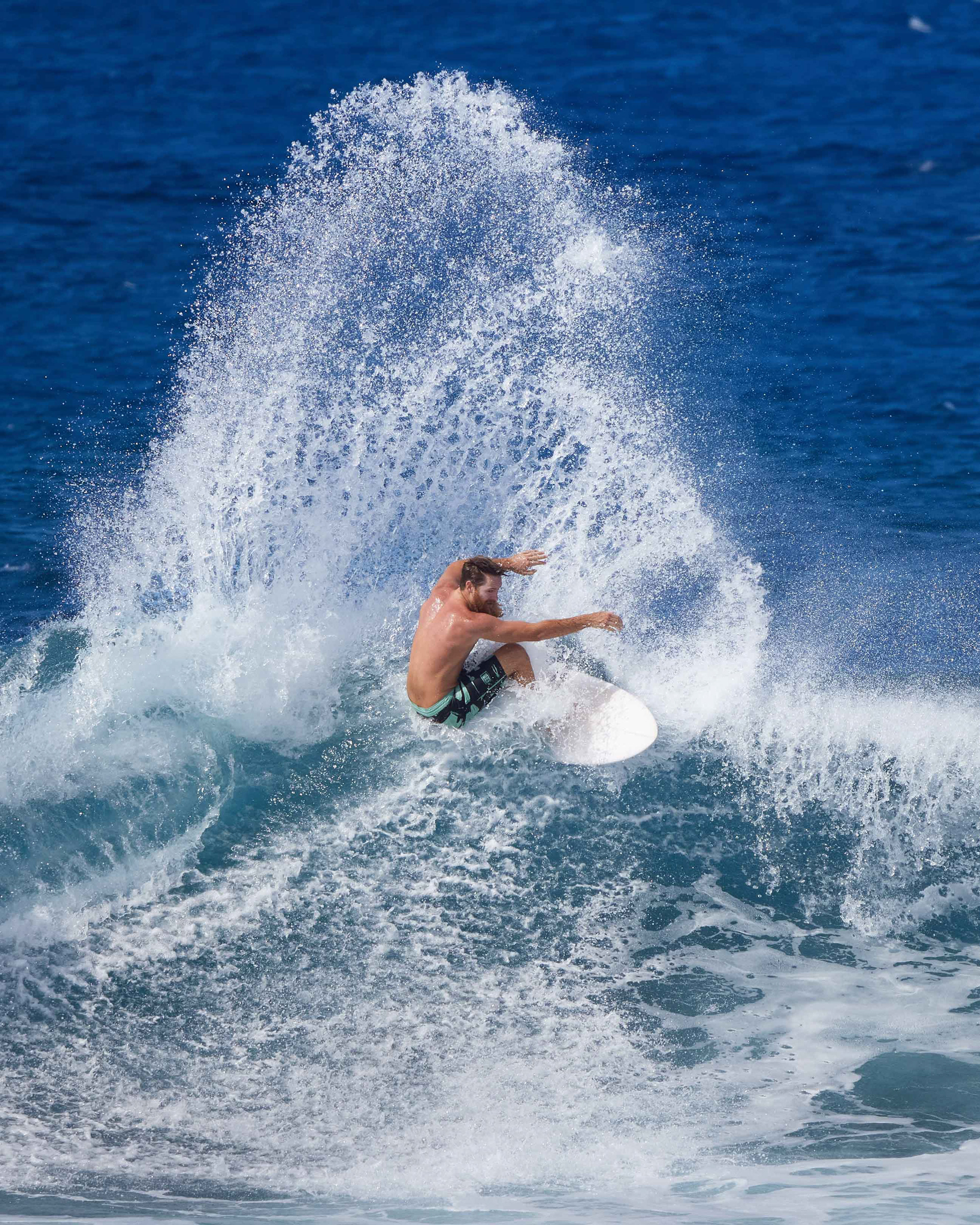Surfer making it look easy